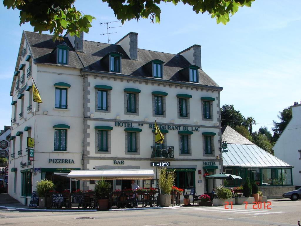 Hotel Du Lac Huelgoat Bagian luar foto
